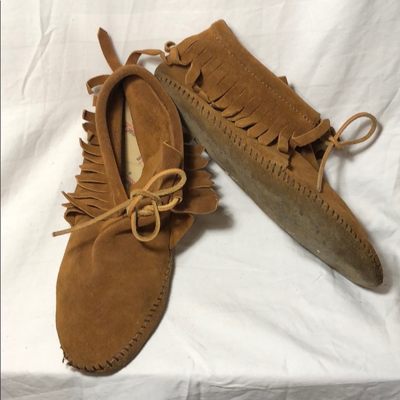 minnetonka soft sole moccasins